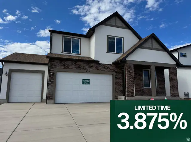 939 W Motor Vu Dr #205, Riverdale, UT 84405 - Image #1