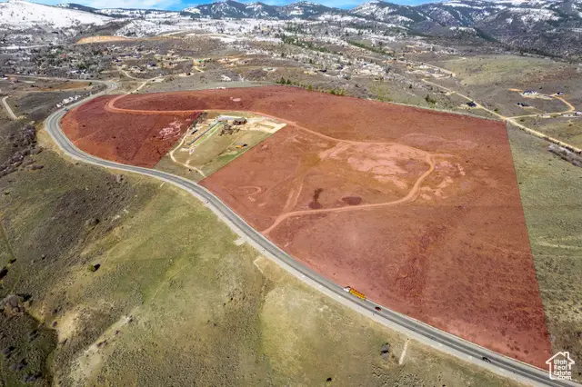 705 S First Light Dr, Garden City, UT 84028 - Image #2