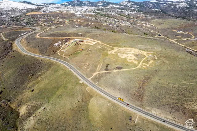 705 S First Light Dr, Garden City, UT 84028 - Image #3