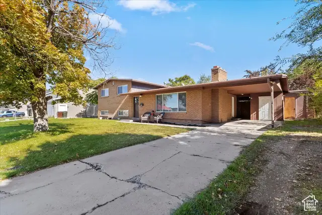 698 N Brook Ave E, Tooele, UT 84074 - Image #2