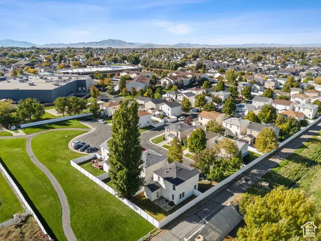 2034 N 2095 W, Clinton, UT 84015 - Image #3