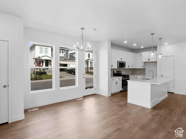 10088 N Loblobby Ln, Highland, UT 84003 - Image #3