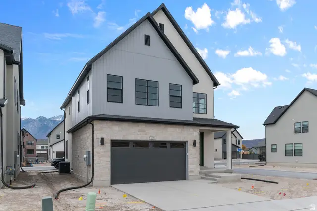 11559 S Junegrass Dr, Draper, UT 84020 - Image #2