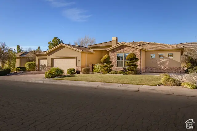 319 N Lost Creek Dr, Saint George, UT 84770 - Image #1