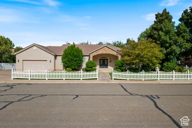 282 W 1480 S, Hurricane, UT 84737 - #2