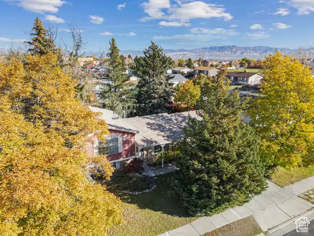 5648 W Lodestone Ave, Kearns, UT 84118 - Image #1