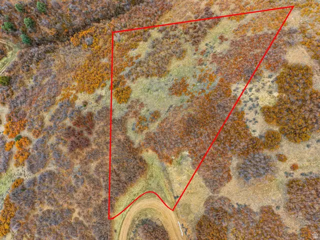 2000 Oak Wood Dr #3, Springville, UT 84663 - Image #2