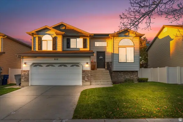 952 W Foxboro Dr, North Salt Lake, UT 84054
