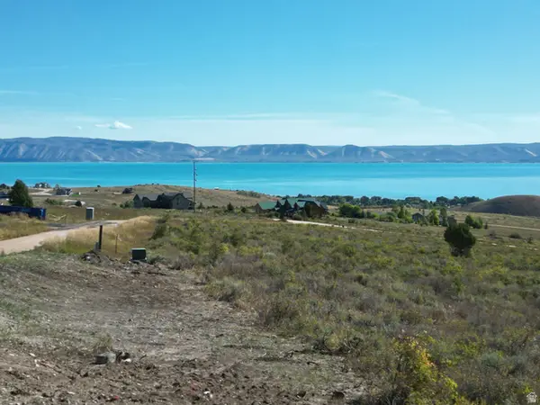 1107 W Cedar Ridge Dr #29, Garden City, UT 84028