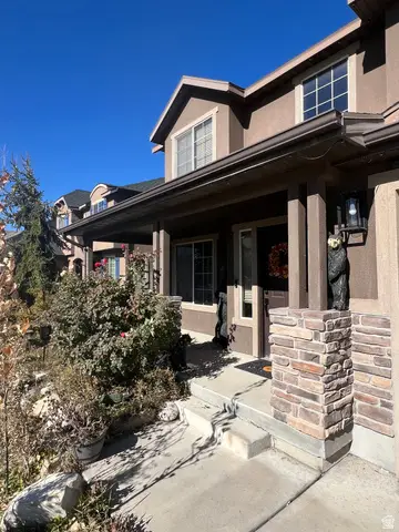 811 E Sandhill Ct, Lehi, UT 84043 - Image #3
