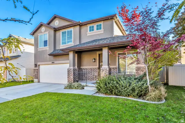 1066 N Bellingham Ct, North Salt Lake, UT 84054 - Image #3