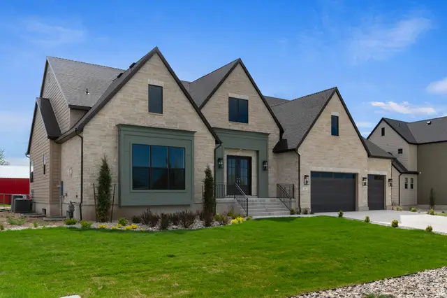 461 W Summit Ln, Kaysville, UT 84037 - #3