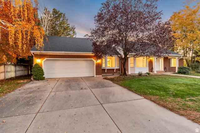 1635 Mountain Oaks Dr, Orem, UT 84097 - Image #2