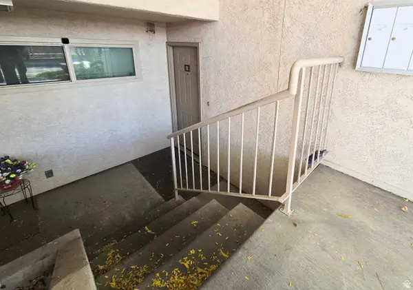 931 E Creek Hill Ln #11, Midvale, UT 84047