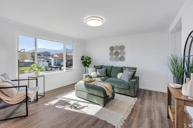 8190 W Danbury Dr S, Magna, UT 84044 - Image #2