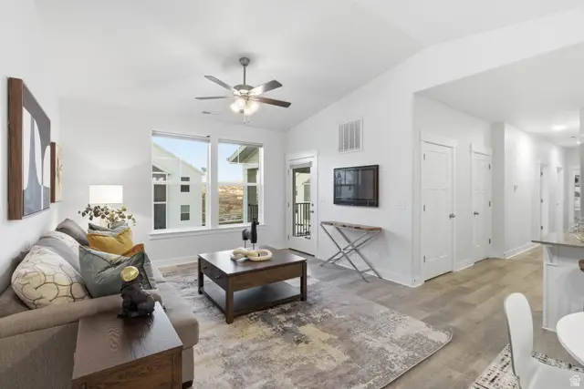 936 W Big Ben Ln #301, Saratoga Springs, UT 84045 - Image #2