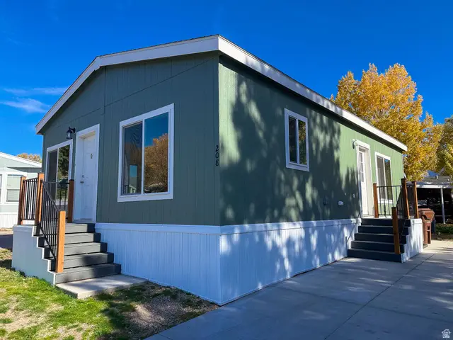 208 Darlington Way, Layton, UT 84041 - Image #2