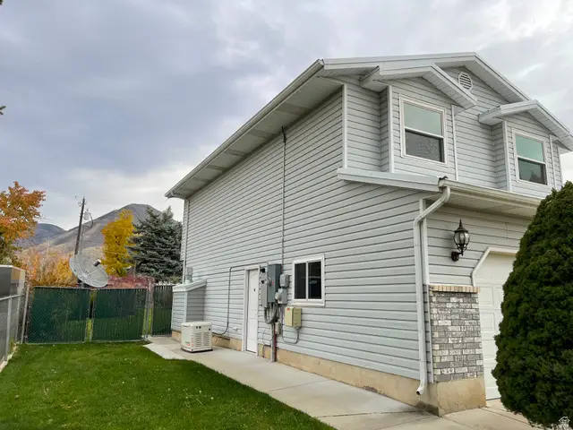 567 S Hazel Dr, Salem, UT 84653 - Image #2