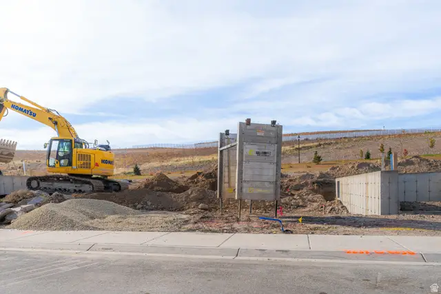 2703 N Blue Dawn Ln #2237, Saratoga Springs, UT 84045 - Image #2