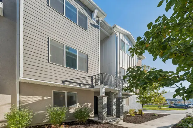 15152 S Wild Horse Way W, Bluffdale, UT 84065 - Image #3