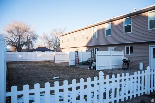 92 E 500 S #1-4, Vernal, UT 84078 - Image #2