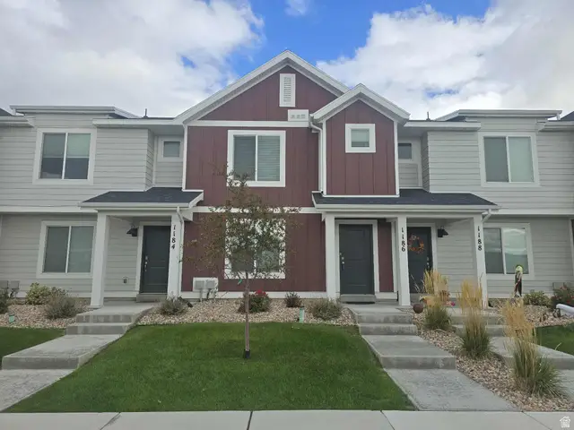 1186 E Dogwatch Dr, Saratoga Springs, UT 84045 - Image #1