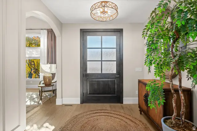 1208 W Groves Crest Dr, South Jordan, UT 84095 - Image #3