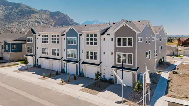 247 E 1850 N #4, North Ogden, UT 84414 - Image #1