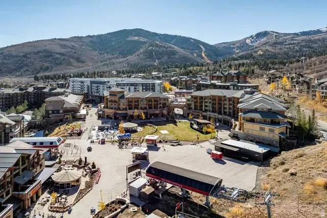 3720 Sundial Ct #B203, Park City, UT 84098 - Image #2