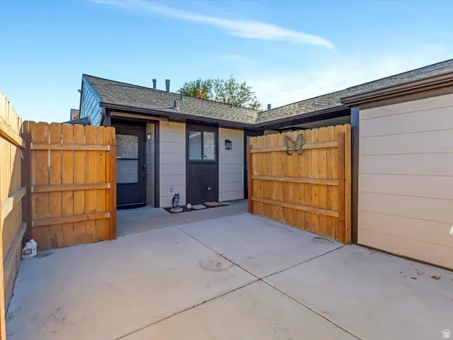 2646 W Greyhackle Ln, Taylorsville, UT 84129 - Image #2