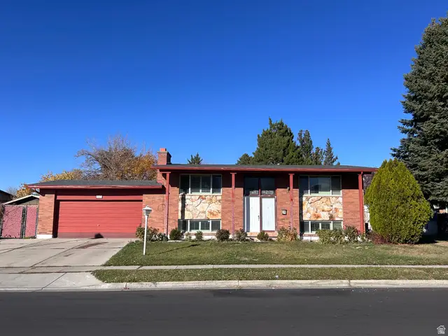 547 E Pioneer Ave, Sandy, UT 84070 - Image #1
