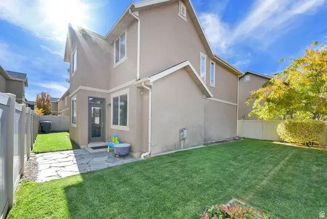 1064 Darcy Dr, North Salt Lake, UT 84054 - Image #3