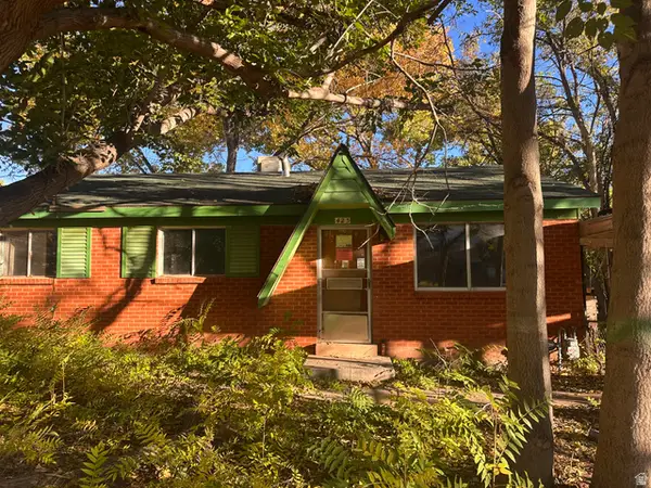 423 Huntridge Dr, Moab, UT 84532