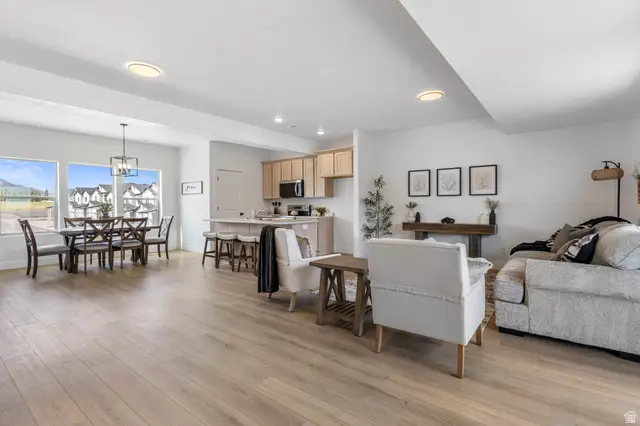 602 W Carole's Way #13, Tooele, UT 84074 - Image #3