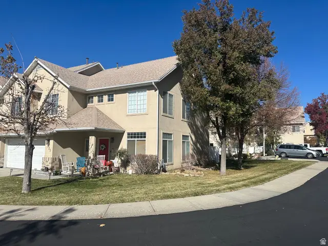 735 Sandy Point Dr, Sandy, UT 84094 - Image #2