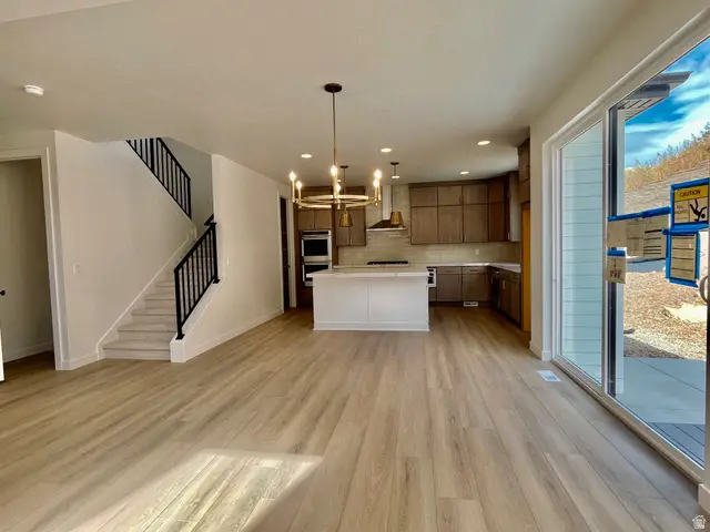 1632 W Canyon Rim Rd, Lehi, UT 84048 - Image #3