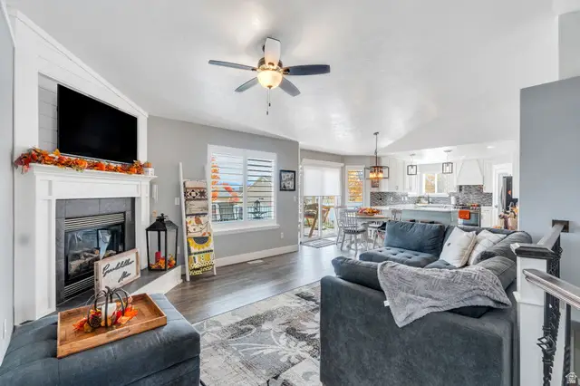 11657 S Windstone Dr, South Jordan, UT 84009 - Image #3