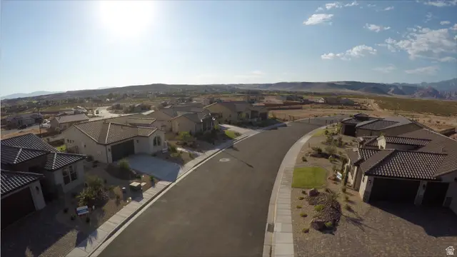 233 W Green Jade Dr, Washington, UT 84780 - Image #3