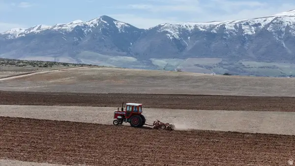 3700 W 6400 E, Preston, ID 83263