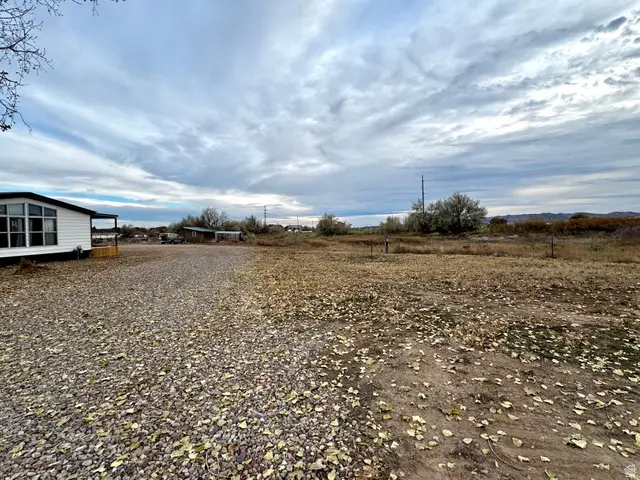 1720 E 500 S, Naples, UT 84078 - Image #3