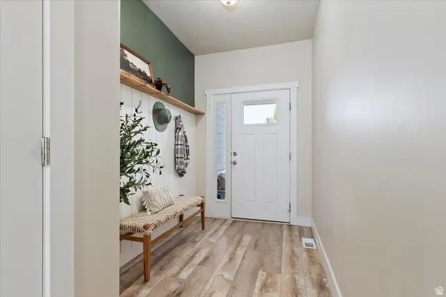 8112 N Clydesdale Dr E, Eagle Mountain, UT 84005 - Image #2