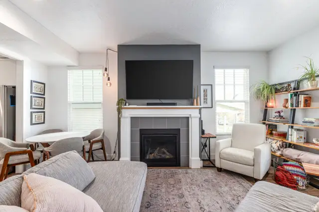 10566 S Oquirrh Lake Rd, South Jordan, UT 84009 - Image #3