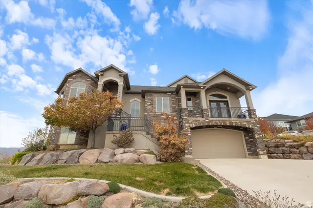 919 Parkway Dr, North Salt Lake, UT 84054 - Image #1