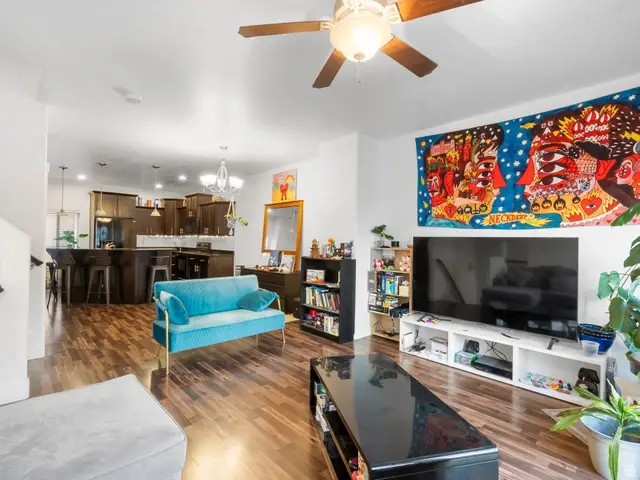 128 W Parramatta Ln, South Salt Lake, UT 84115 - Image #2