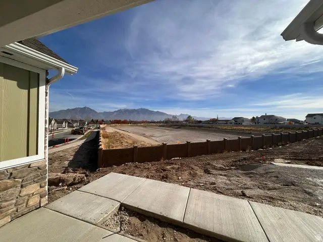 9553 S Ember Glow Ct #D, South Jordan, UT 84095 - Image #2