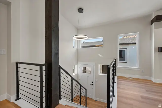 1570 E Maddies Cv, Ogden, UT 84404 - Image #2