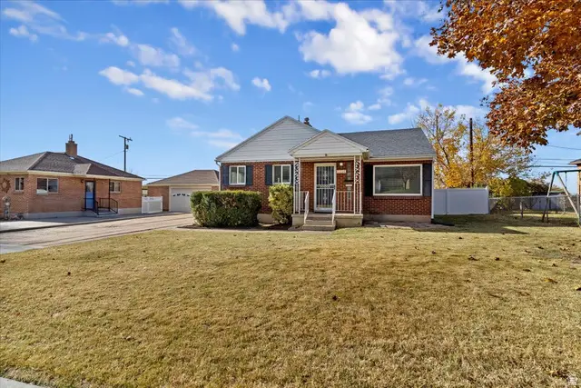 5345 S 2425 W, Roy, UT 84067 - Image #2