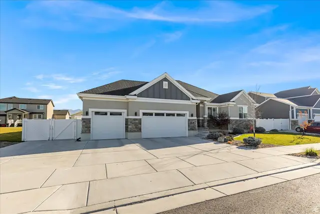 889 W Sagewood Dr, Stansbury Park, UT 84074 - Image #3