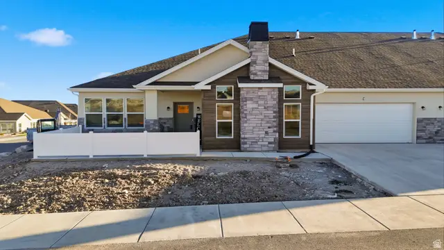 1497 N Saratoga View Ln Ln #C, Saratoga Springs, UT 84045 - Image #1