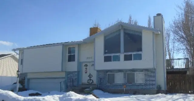 266 Country Club Dr, Stansbury Park, UT 84074 - Image #2